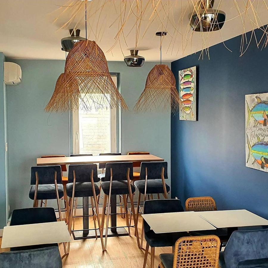 Hotel Restaurant L'Atelier Des Cousins ชาแตเลยง-ปลาจ ภายนอก รูปภาพ