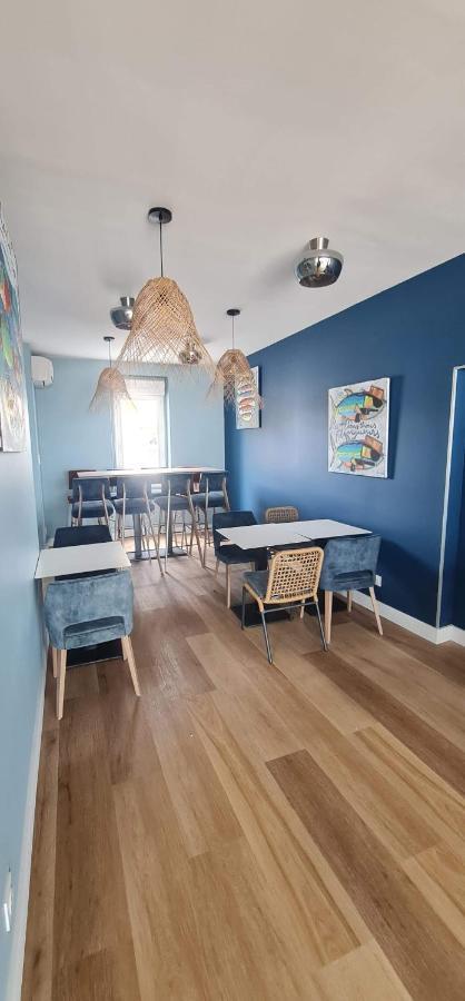 Hotel Restaurant L'Atelier Des Cousins ชาแตเลยง-ปลาจ ภายนอก รูปภาพ